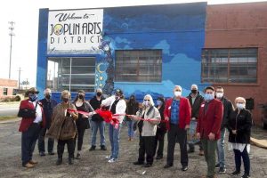 Joplin Arts District Cuts Ribbon for New Downtown Mural
